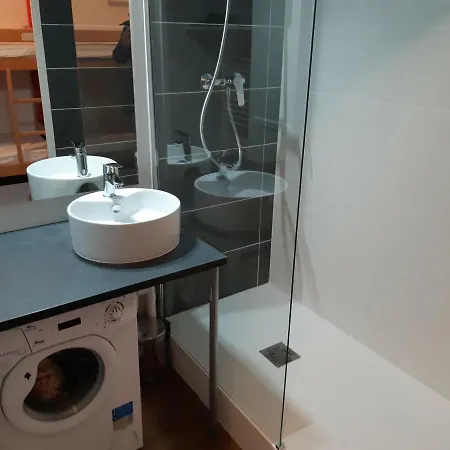 Cosy Avec Balcon Sud, Wifi Et Parking A - Fr-1-512-135