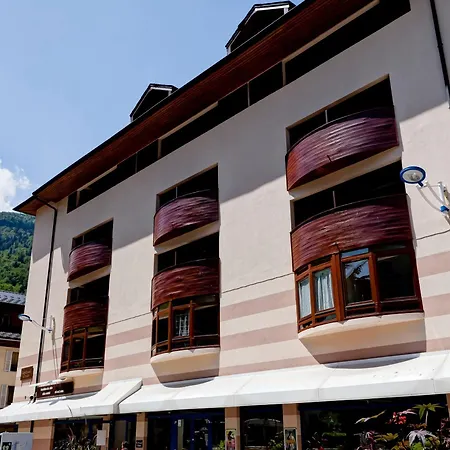 Avec Balcon Sud, Wi-fi Et Parking Couvert, Centre - Fr-1-512-135 * 브리드레방
